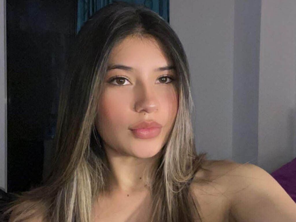 Amber Corona Picture